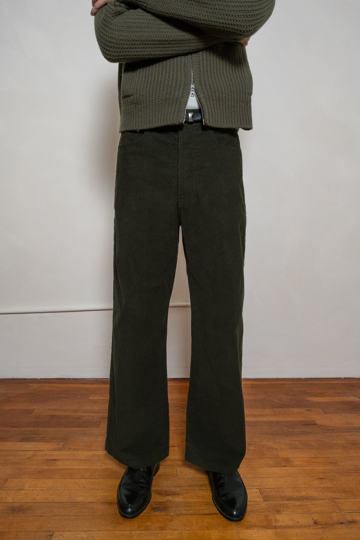 The Deckard Corduroy Pant Olive Green