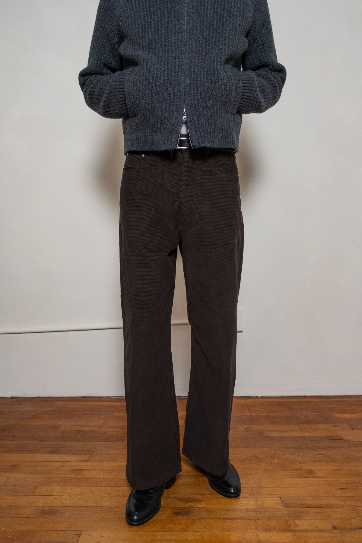 The Deckard Corduroy Pant Dark Brown