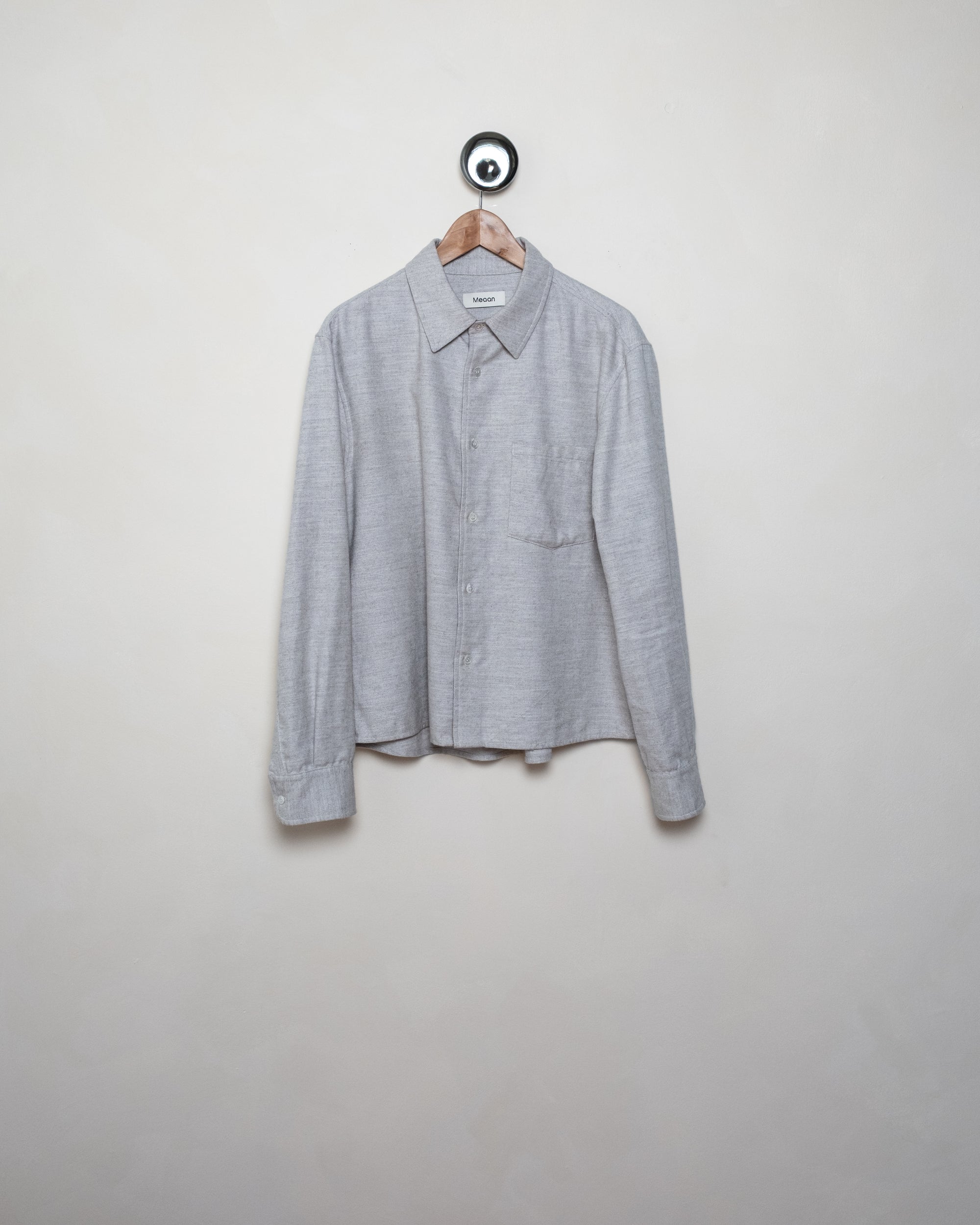 The Khumbu Yak Wool Flannel Charcoal Greige
