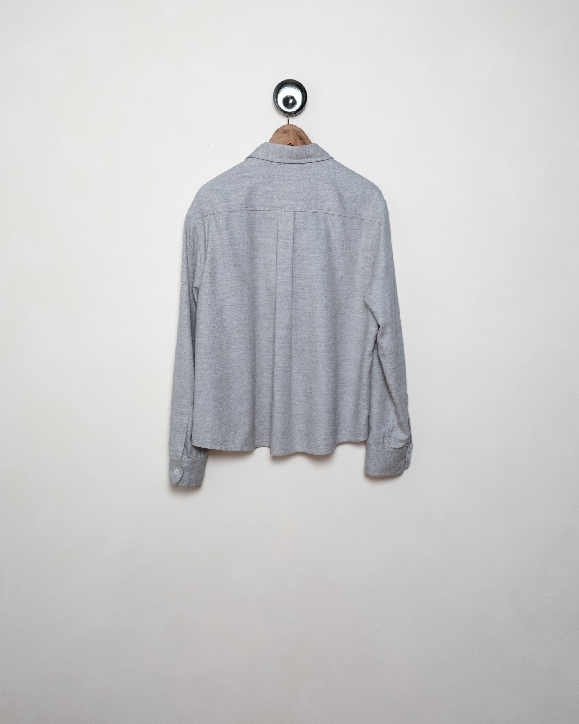 The Khumbu Yak Wool Flannel Charcoal Greige
